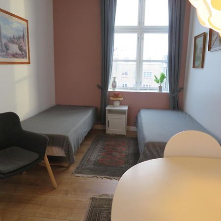 Den Lille Skole - Ferie Pa Aero I Marstal By - Vaerelser Hotel Exterior foto