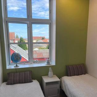 Den Lille Skole - Ferie Pa Aero I Marstal By - Vaerelser Hotel Exterior foto